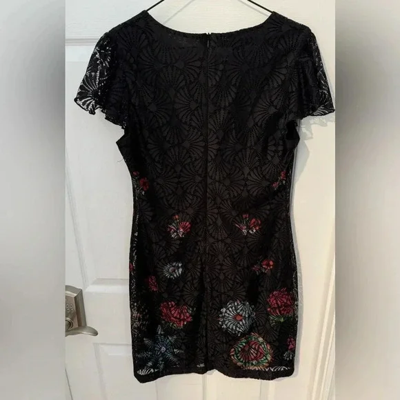DESIGUAL mini dress silvana cap sleeve lace black v neck party floral cocktail 8 - Picture 4 of 9